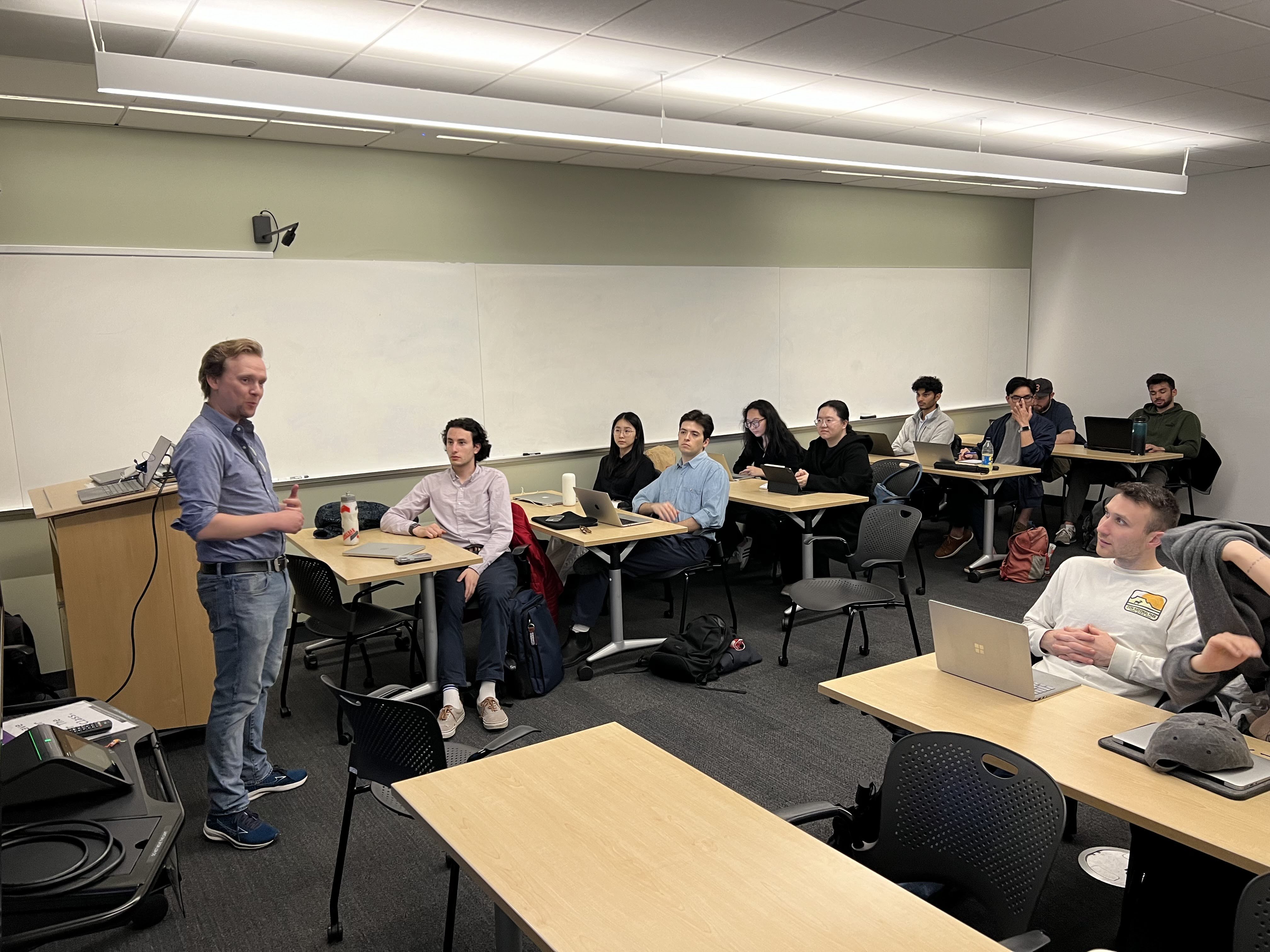 Paul Franz teaching an academic workshop on mapping